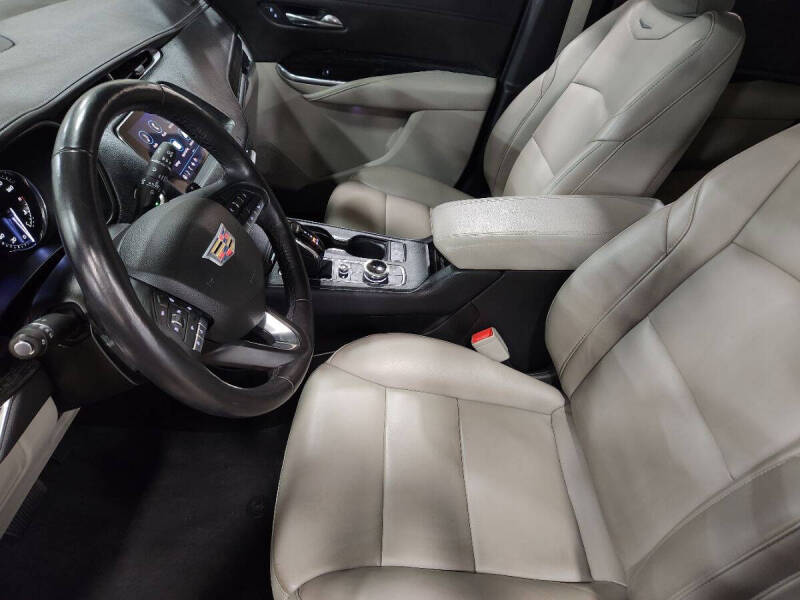 2021 Cadillac XT4 Premium Luxury