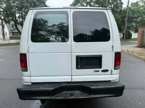 2010 Ford E-Series E-150