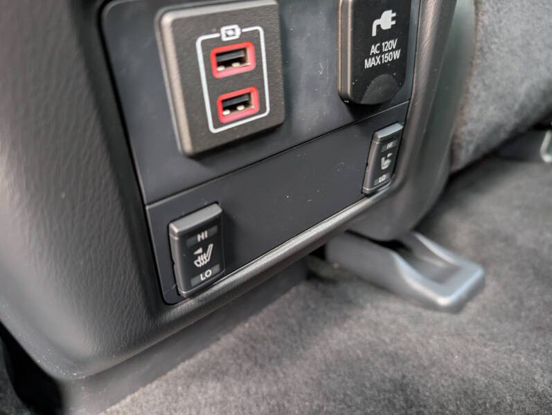 2018 Nissan Pathfinder Platinum