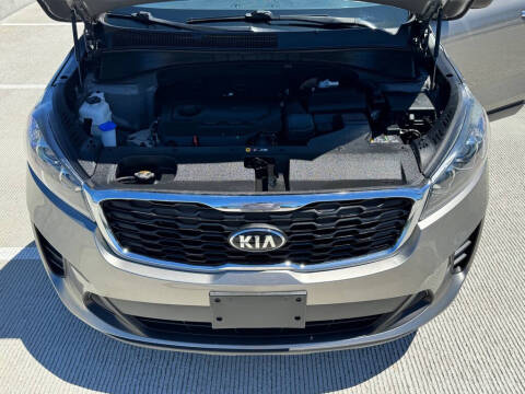 2019 Kia Sorento L