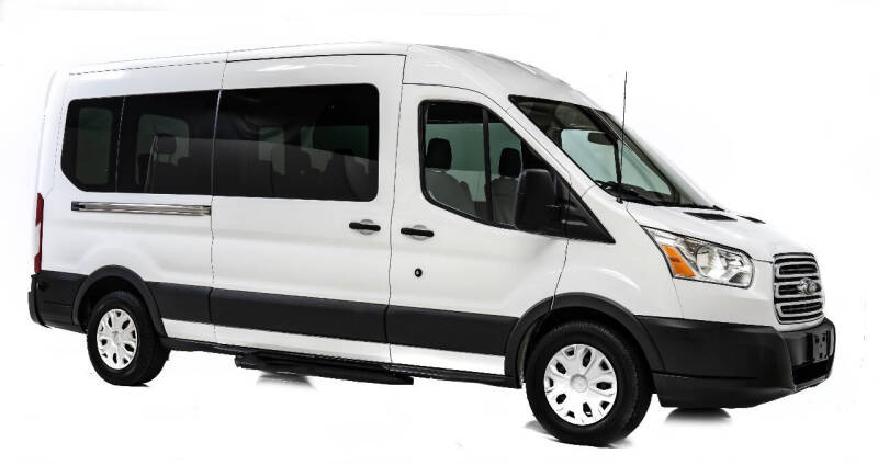 2015 Ford Transit XLT's photo