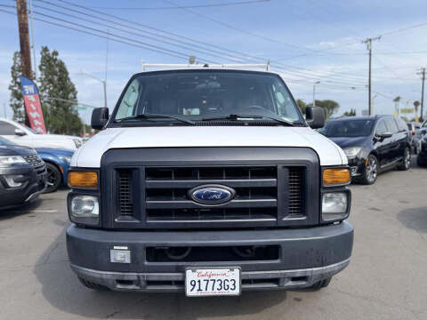 2010 Ford E-Series E-250