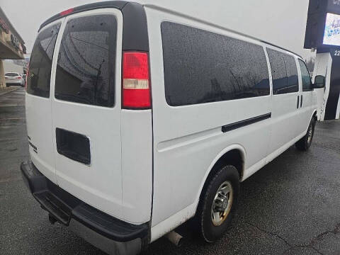 2011 Chevrolet Express LT 3500