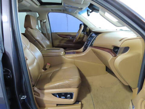 2016 Cadillac Escalade Platinum