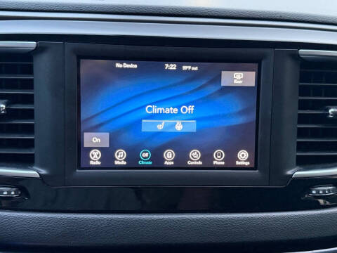 2020 Chrysler Pacifica Touring L