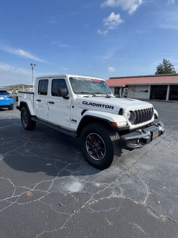 2025 Jeep Gladiator NightHawk