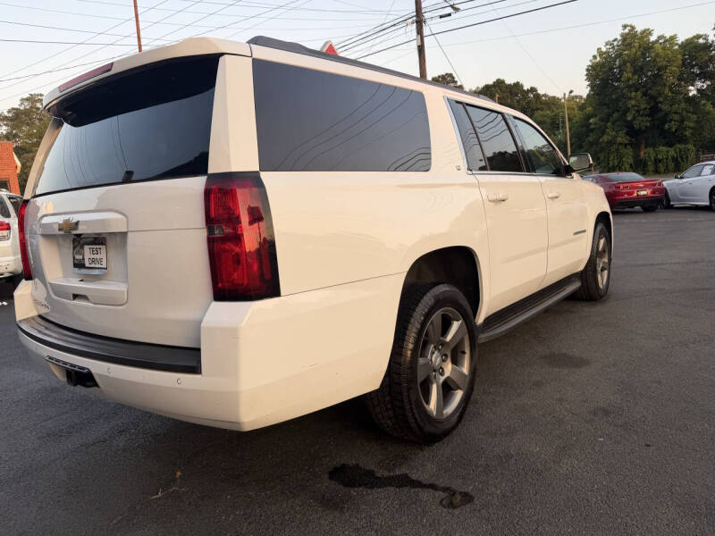 2017 Chevrolet Suburban LT