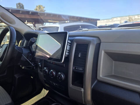 2012 RAM 1500 ST