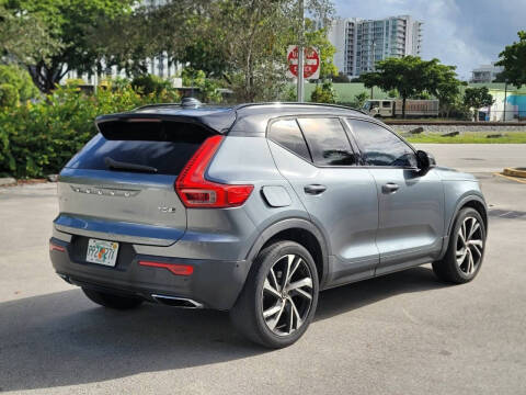 2019 Volvo XC40 T5 R-Design
