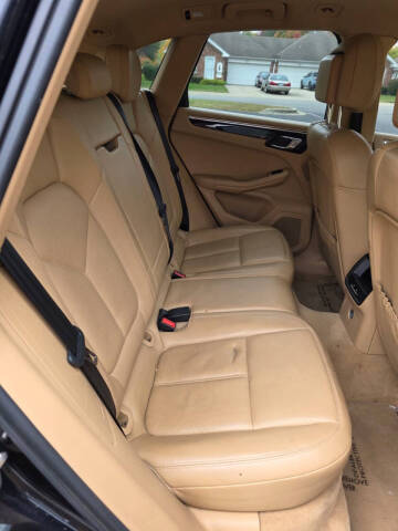 2015 Porsche Macan S