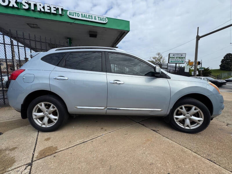 2011 Nissan Rogue SV