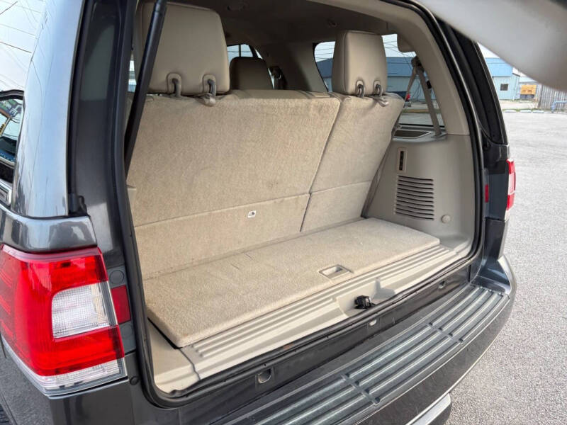 2016 Lincoln Navigator Select