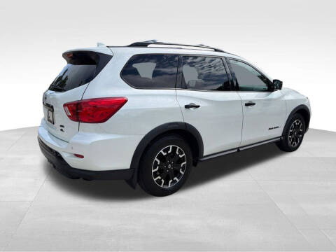 2020 Nissan Pathfinder SL