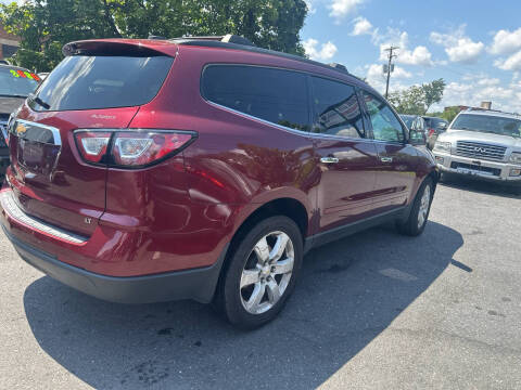 2017 Chevrolet Traverse LT