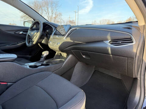 2024 Chevrolet Malibu LT