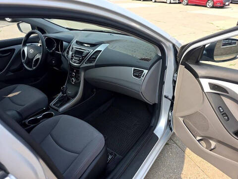 2016 Hyundai Elantra