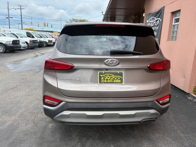 2019 Hyundai Santa Fe SE 2.4L
