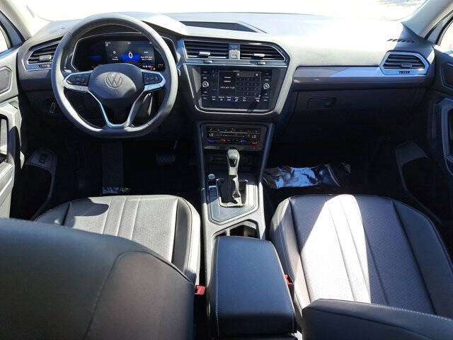 2022 Volkswagen Tiguan SE