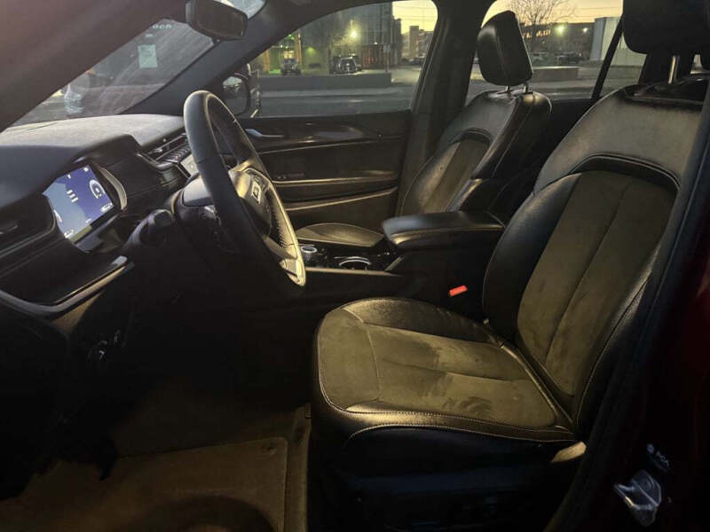 2023 Jeep Grand Cherokee Altitude