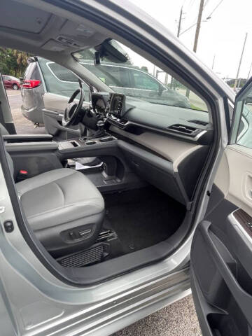 2024 Toyota Sienna