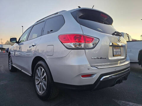 2014 Nissan Pathfinder SV