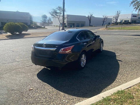 2015 Nissan Altima 2.5 SV