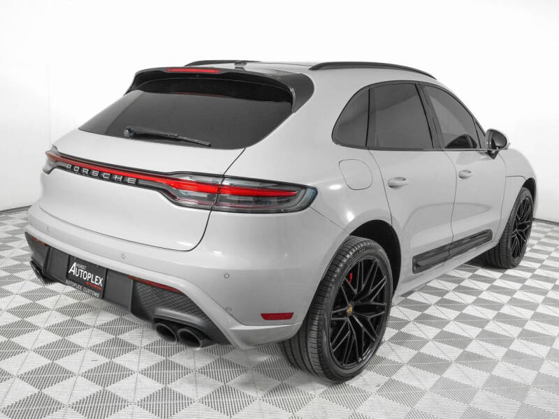 2024 Porsche Macan S