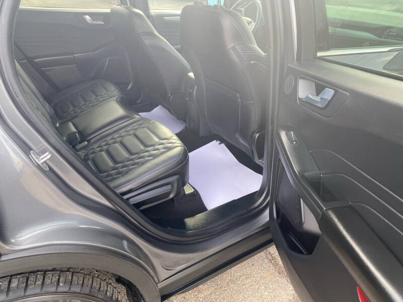 2023 Ford Escape Hybrid Platinum