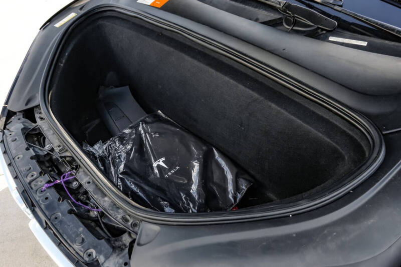 2016 Tesla Model X 75D