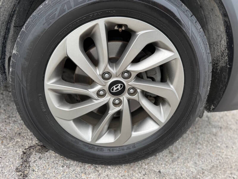 2017 Hyundai Tucson SE Plus