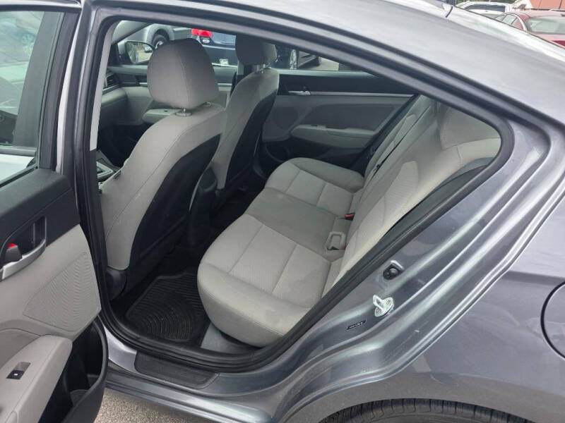 2019 Hyundai Elantra