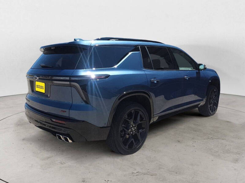 2025 Chevrolet Traverse RS