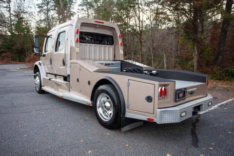 2015 Freightliner M2 106