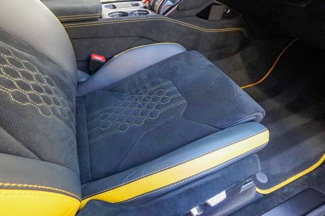 2023 Lamborghini Urus Performante