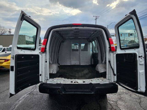 2017 Chevrolet Express 2500