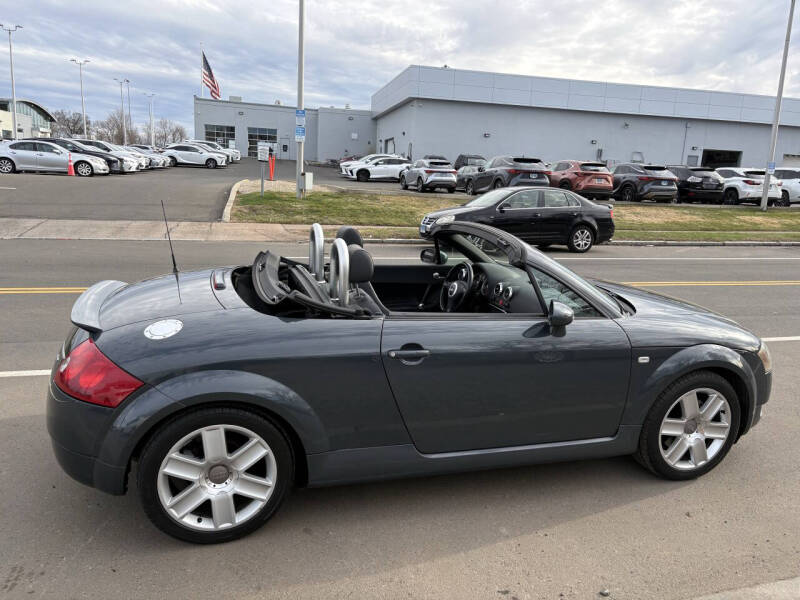 2004 Audi TT Base - Photo 12