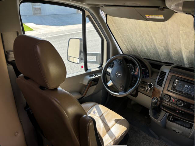 2018 Thor Motor Coach Siesta Sprinter 24SS