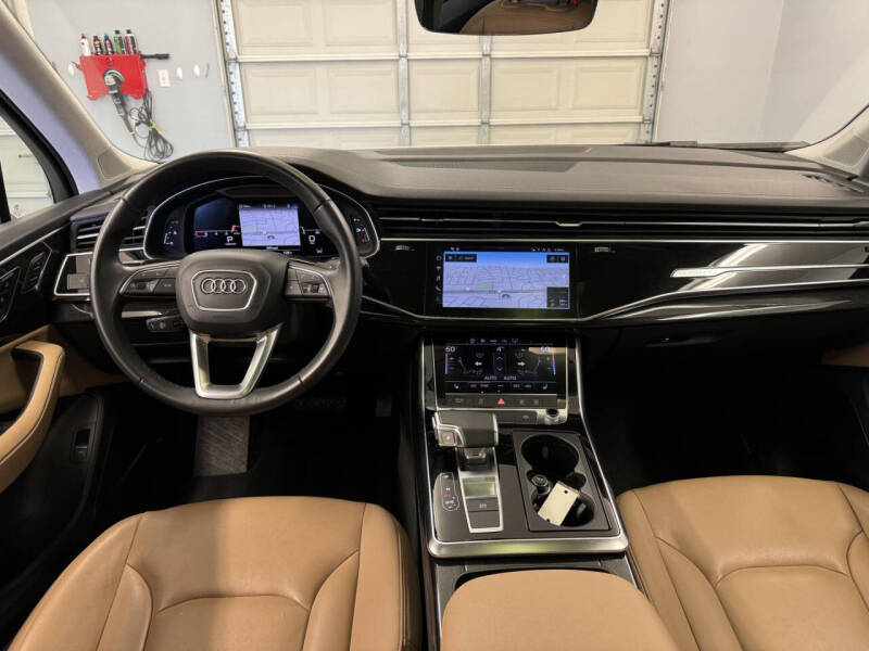 2023 Audi Q7 quattro Premium Plus 55 TFSI