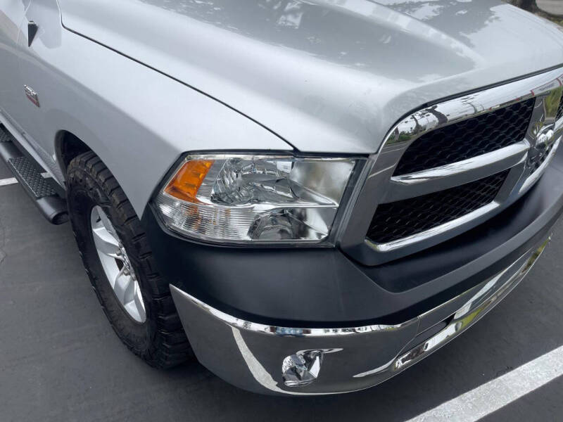 2017 RAM 1500 SLT