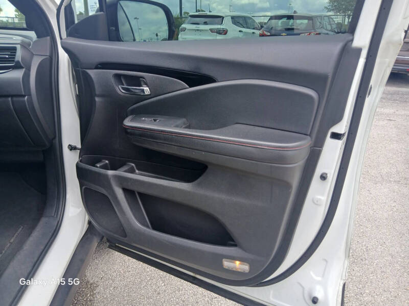 2022 Honda Pilot Black Edition