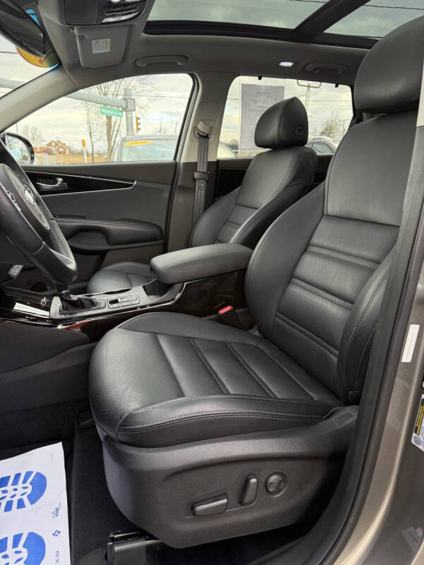 2018 Kia Sorento EX V6