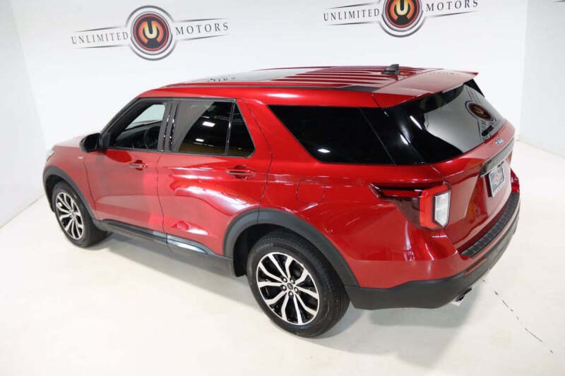 2022 Ford Explorer ST-Line