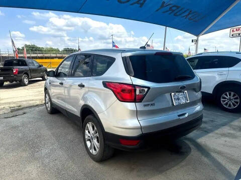 2019 Ford Escape S