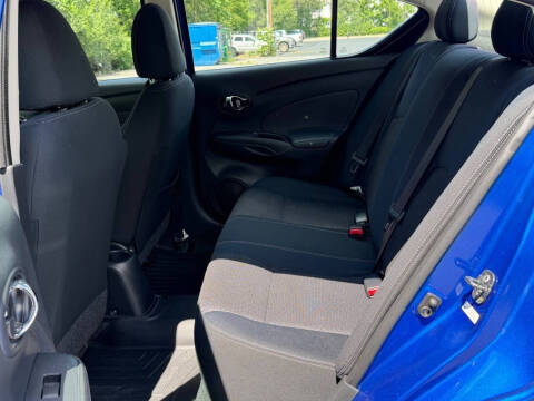 2015 Nissan Versa 1.6 SV