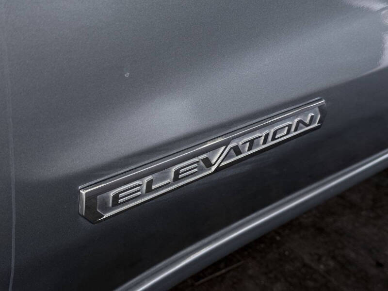 2025 GMC Sierra 1500 Elevation
