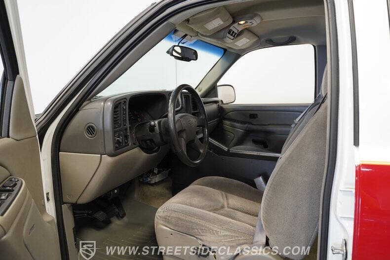 2004 Chevrolet Suburban