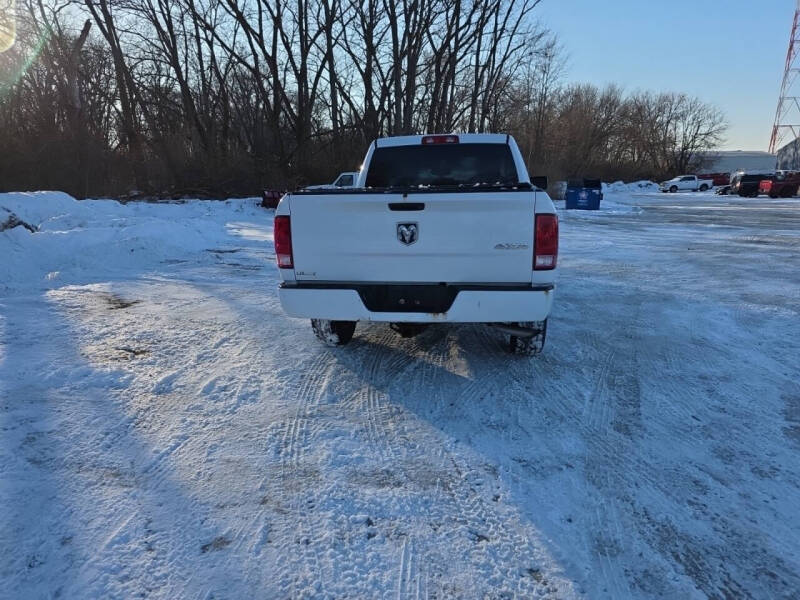 2017 RAM 1500 Express