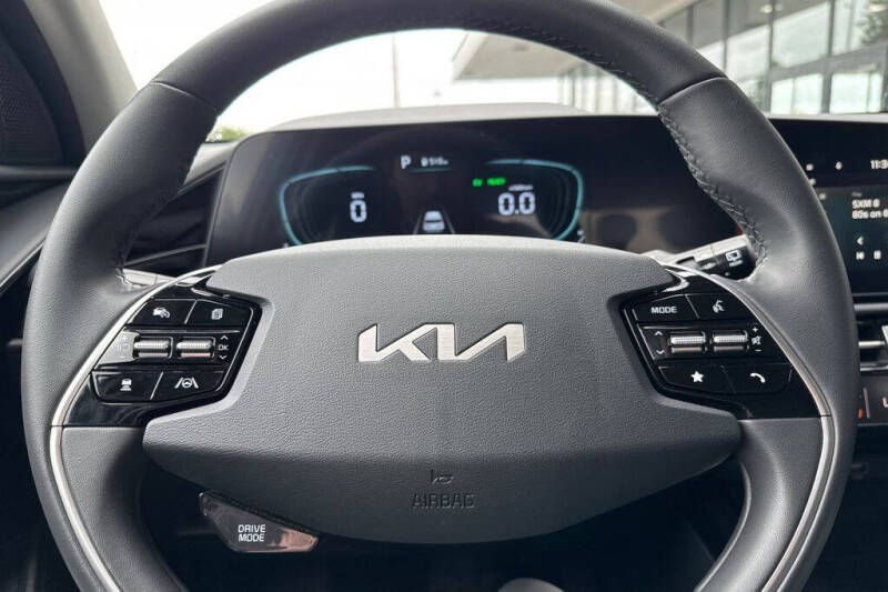 2025 Kia Niro EX