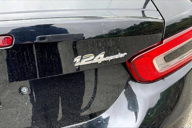 2017 FIAT 124 Spider Abarth