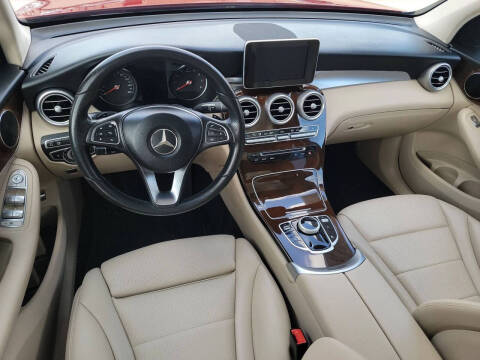 2018 Mercedes-Benz GLC GLC 300